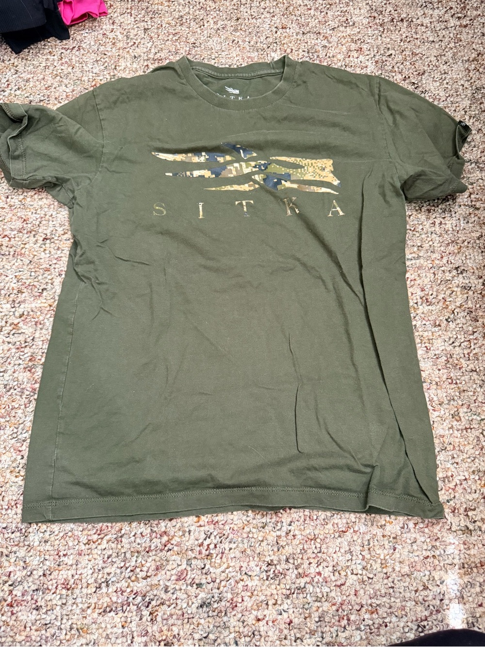 Sitka Short Sleeve Crew Tee in Olive